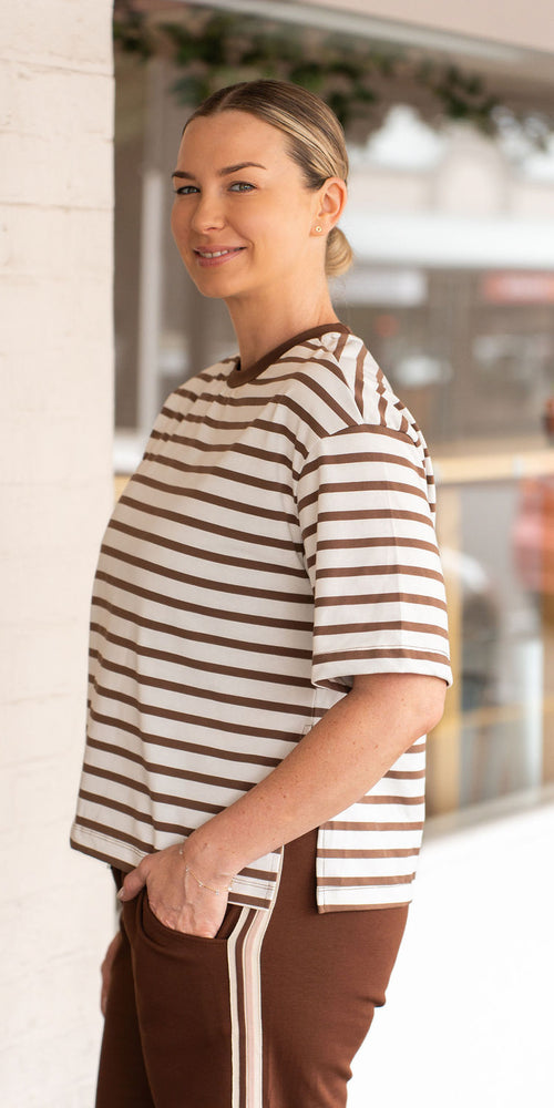 Blake tee - mocha/white