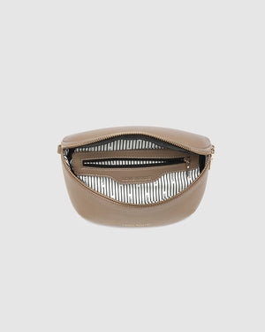 Austin sling bag - mocha