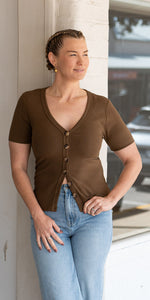 Ava ribbed tee - olive brown