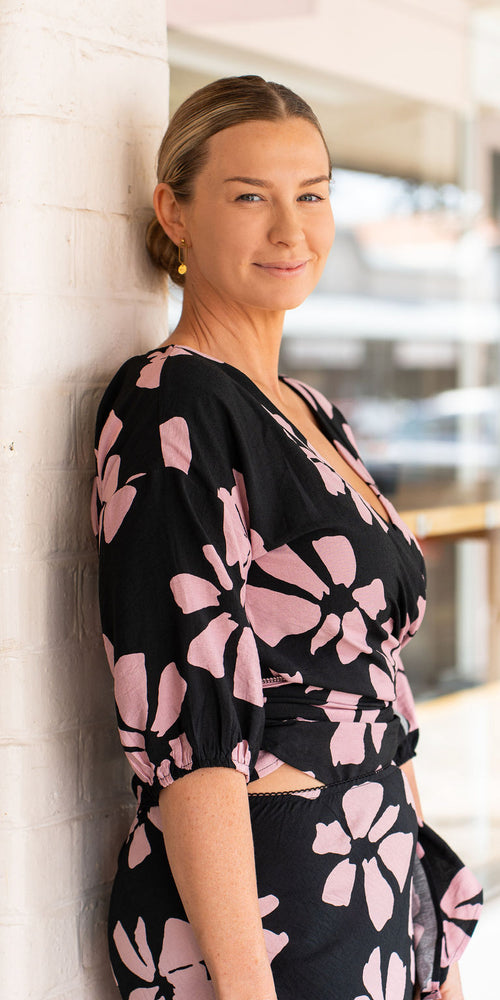 Noa top - black/pink