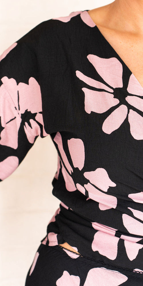 Noa top - black/pink