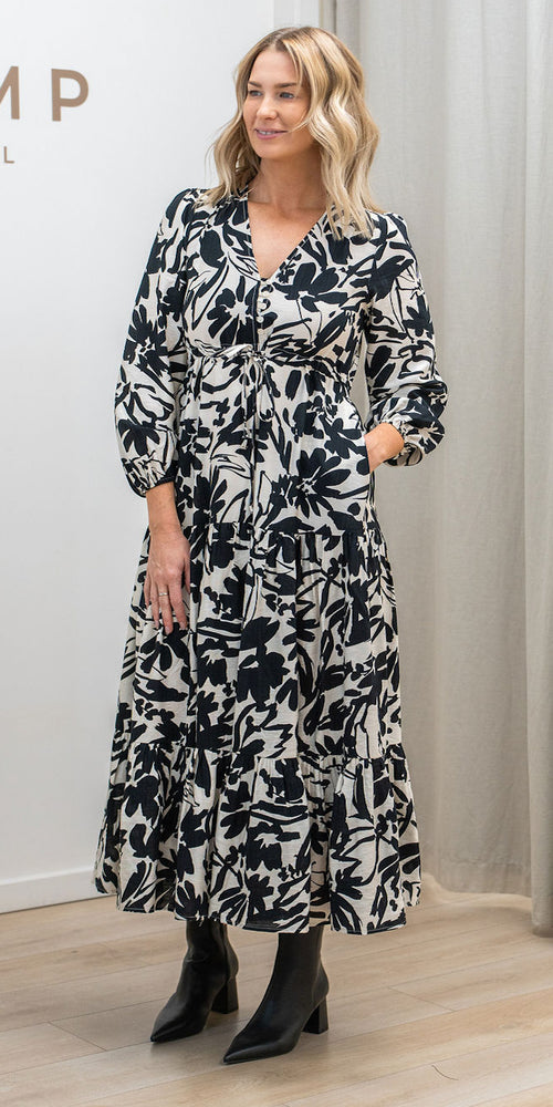 Carrie dress - black